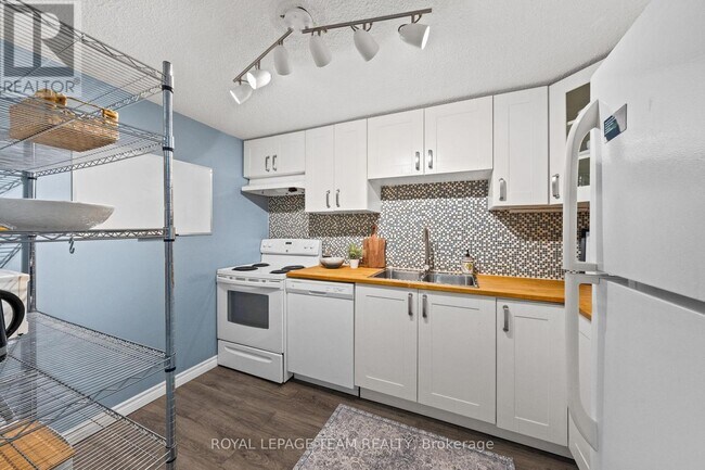 Building Photo - 1785 Frobisher Ln