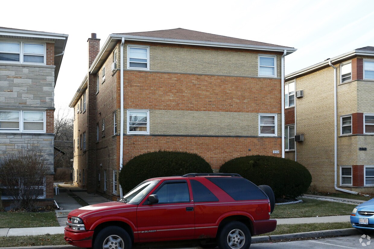 Building Photo - 2314 S 17th Ave