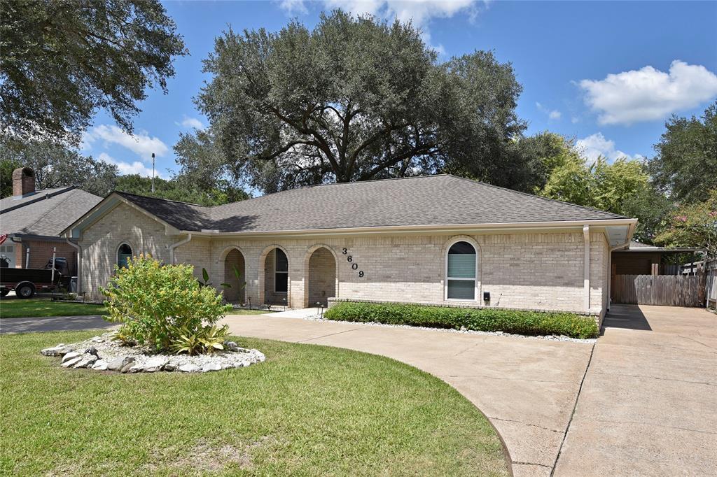 Primary Photo - 3609 Avenue R