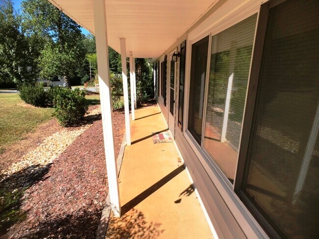 Foto del edificio - Ranch Home - 3BR/2BA - Powder Springs