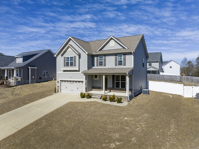 Foto del edificio - 223 Samuel Nicholas Dr