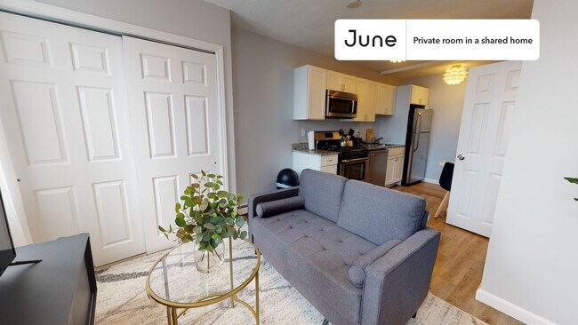 Foto del edificio - Room in Shared 3 bed/1 bath home in North End