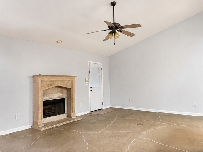 Foto del edificio - 1248 Westfield Ln
