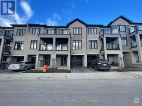 Building Photo - 585-585 Colborne St E