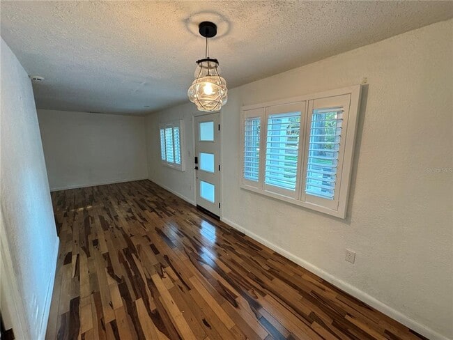 Foto del edificio - 112 N Thornton Ave