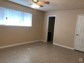 Building Photo - 1306 Wildgrove Dr