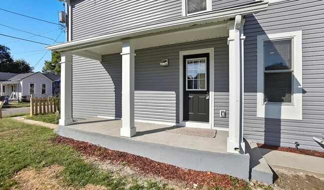 Photo - 1531 Chapel St House