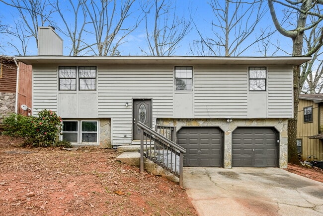 Building Photo - 1102 Cherokee Heights