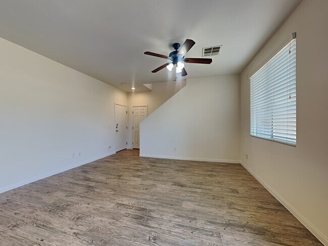 Foto del edificio - 6844 Big Ben Ranch St