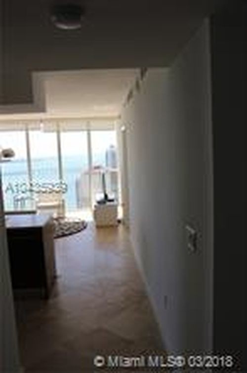 Primary Photo - 485 Brickell Ave