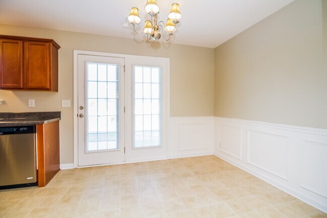 Foto del edificio - 9204 Thomason Trail