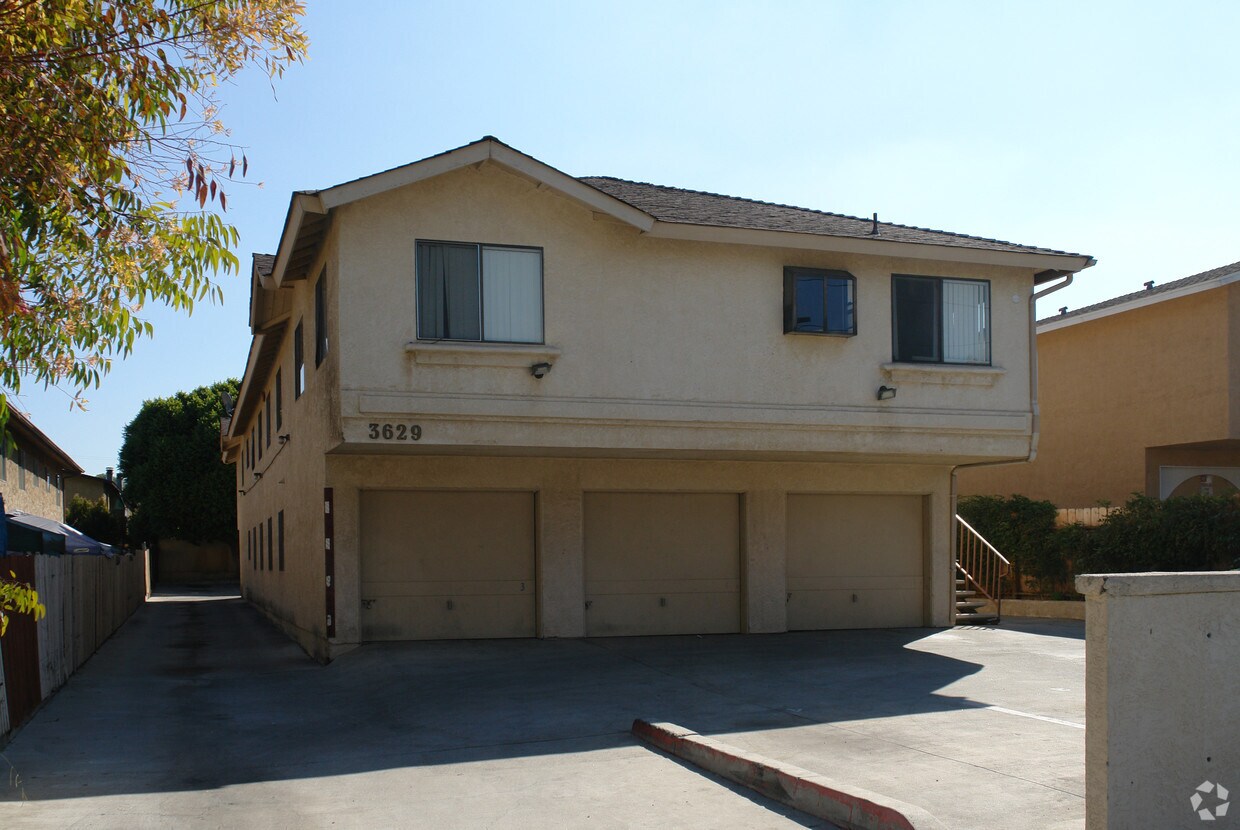 Building Photo - 3629 S Barcelona St