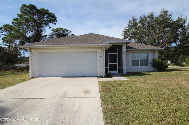 Building Photo - 798 Bryant Rd