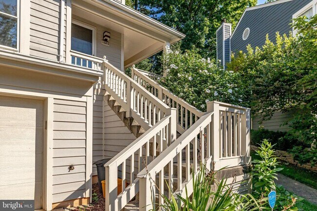 Foto del edificio - See what Reston has to offer!