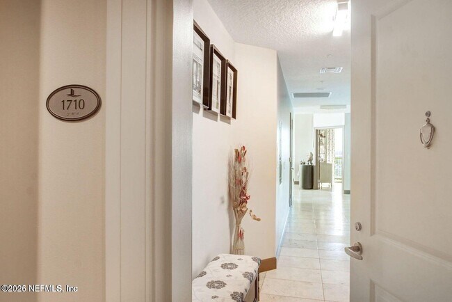 Foto del edificio - 1431 Riverplace Blvd