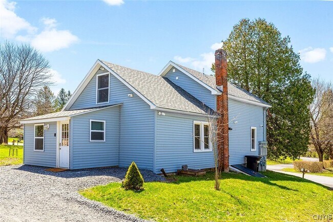 Foto del edificio - 7849 Kellogg St