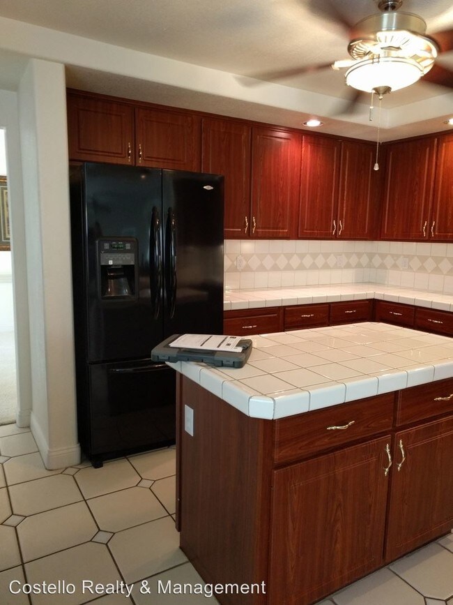 Building Photo - 4 br, 3 bath House - 8232 W. Deer Springs Way