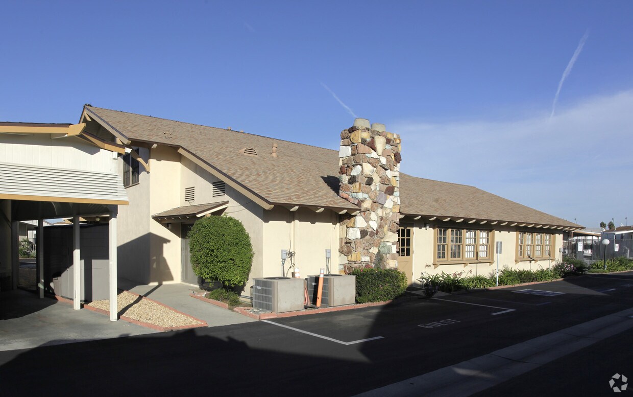 Foto del edificio - Cherokee Senior Mobile Home Pk