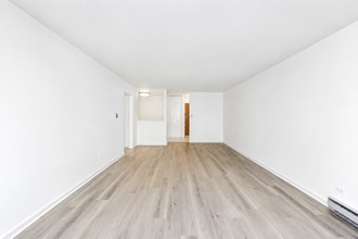 Building Photo - 9807 Karlov Ave