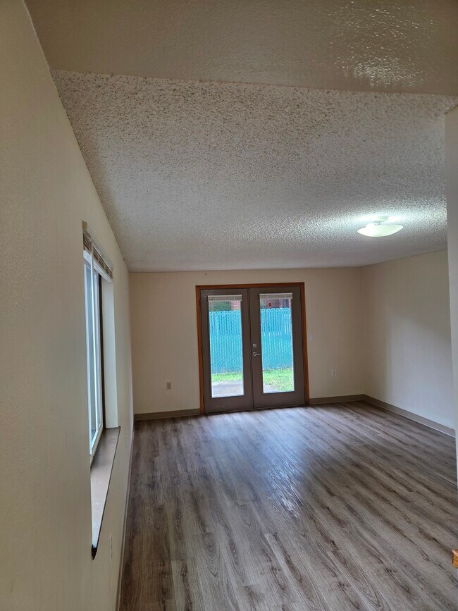 Foto del edificio - 3510 NE 54th St