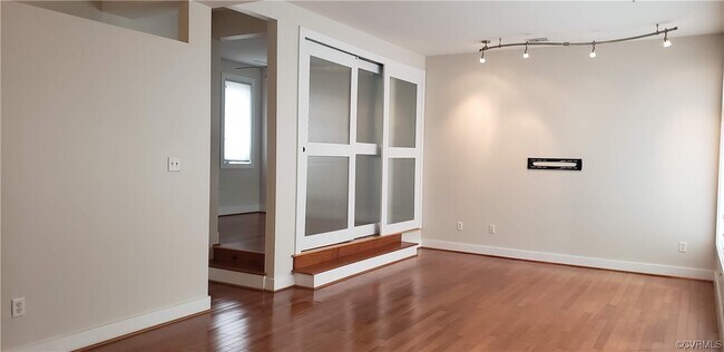 Foto del edificio - 1714 W Cary St