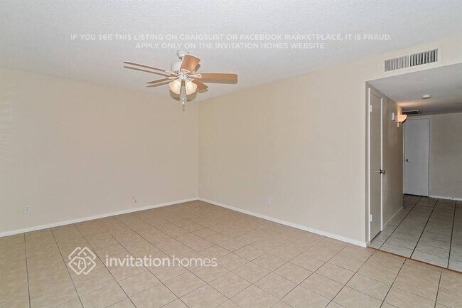 Building Photo - 7341 W Shangri La Rd