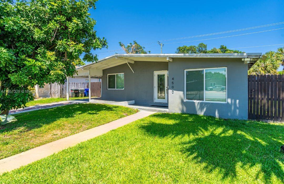 Primary Photo - 4500 NE 18th Ave