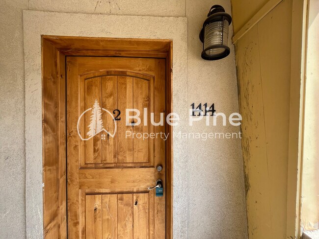 Building Photo - 1414 E 17th St
