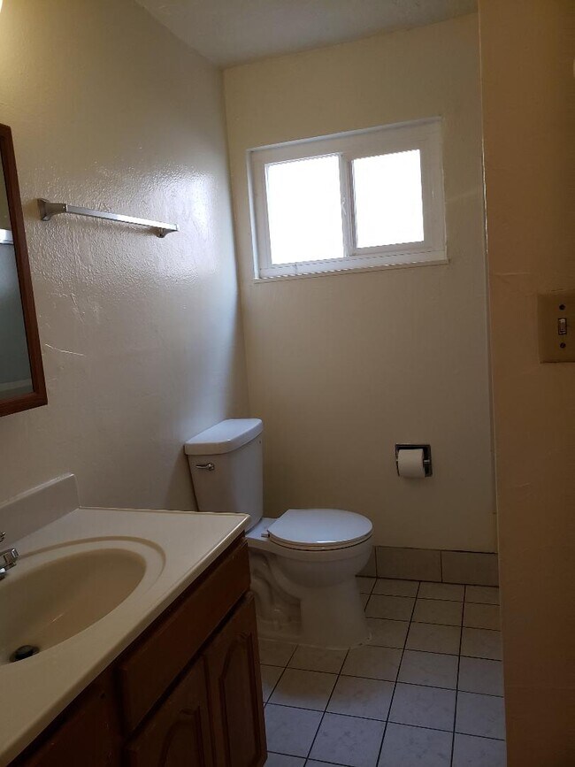 baño - 720 Rancheria Dr