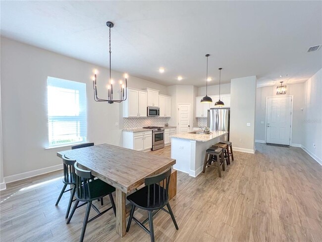 Building Photo - 9340 SW 67th Ln