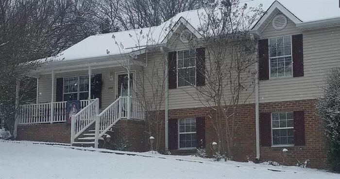 Primary Photo - 100 Steven Ct, Columbia, TN, 38401