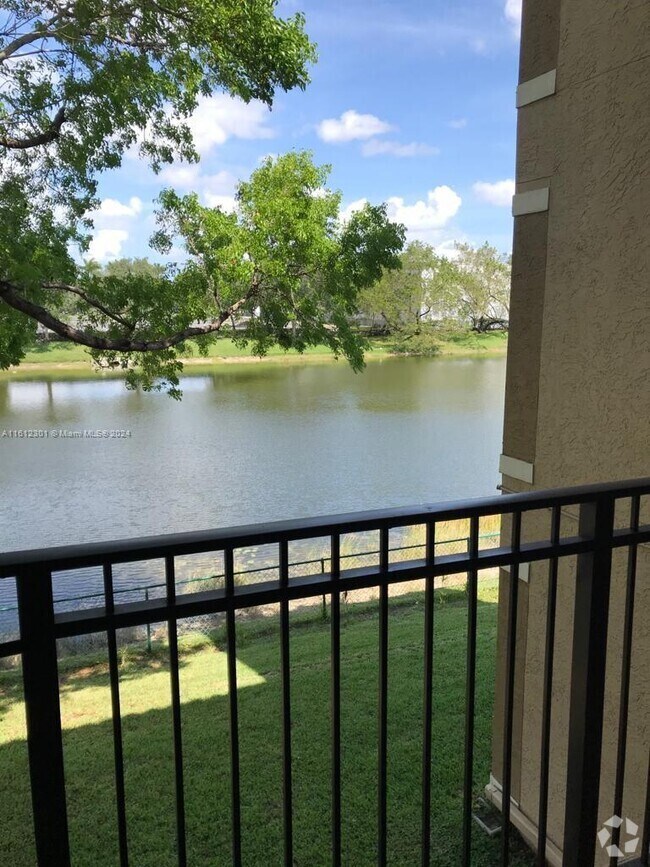 The Marquesa Condominium Condos for Rent Pembroke Pines, FL 23