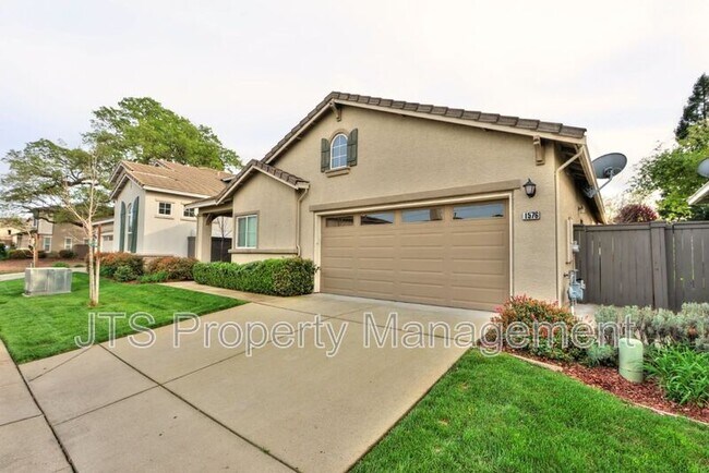 Foto del edificio - 1576 Morning Glory Ln