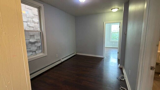 Building Photo - 19 Orient Ave