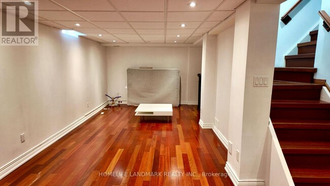 Photo du bâtiment - 197 Fincham Ave