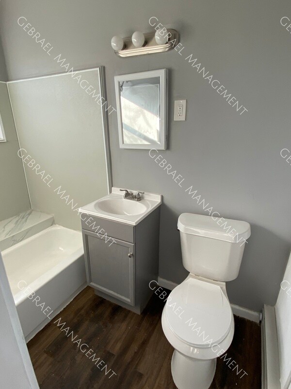 Foto del edificio - 10400 Whittier Ave