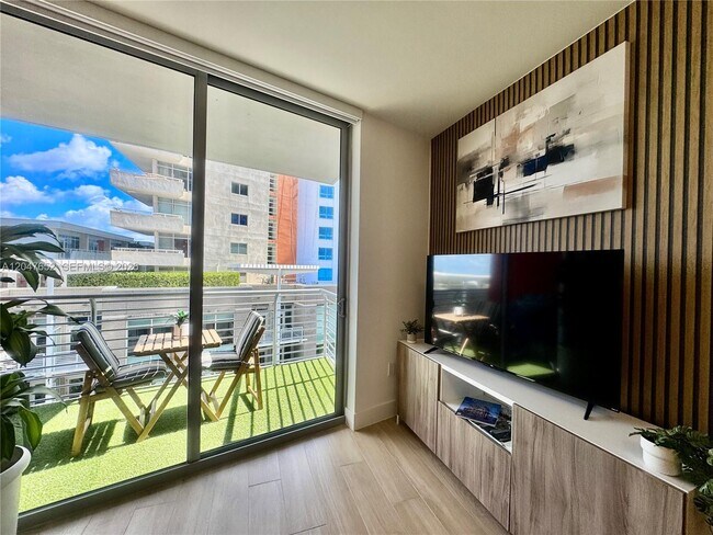 Foto del edificio - 90 NE 32nd St