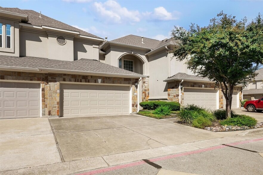 Primary Photo - 1101 E Parmer Ln