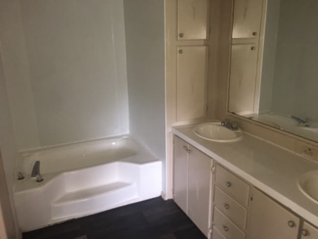 Building Photo - 199 Tamanda Ln