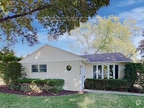 Building Photo - 3704 Jay Ln