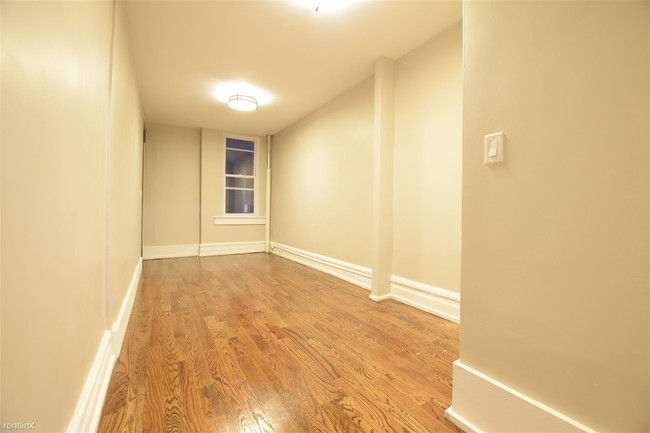 Building Photo - 859 Saint Johns Pl