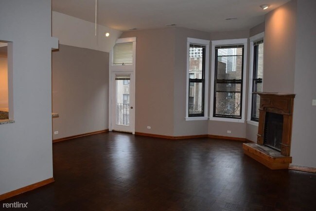 Building Photo - 2 br, 2 bath Apartment - 1004 N Clark St # 4N