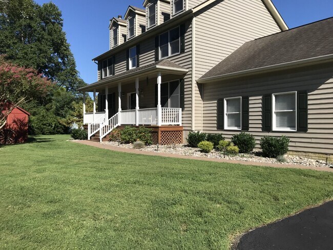 Building Photo - 4115 Cadle Creek Rd