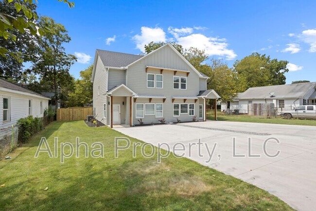 Photo - 5 McDade St Townhome