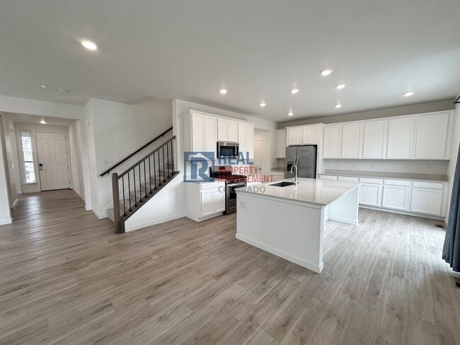 Building Photo - 24512 E Exposition Pl