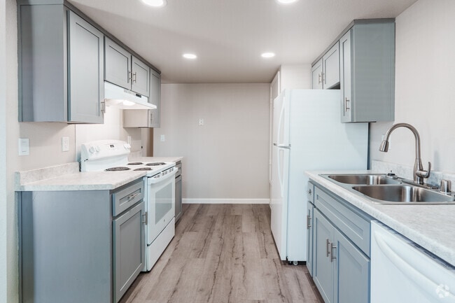 2 habitaciones, 1 baño - 850 pies cuadrados - Cocina - Dry Creek Apartments