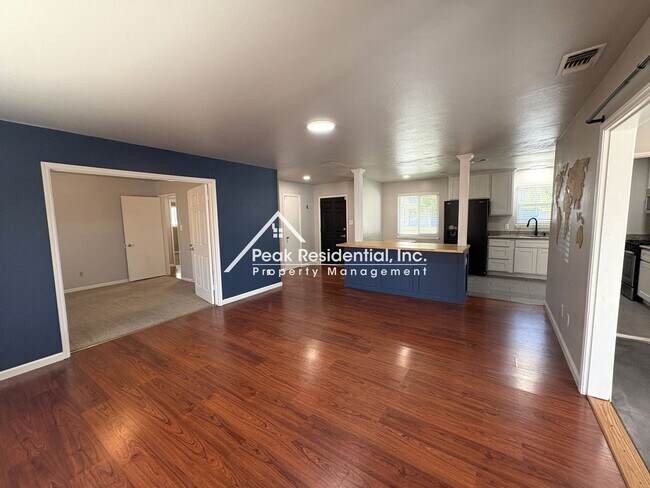 Foto del edificio - Very Nice 3bd/2ba Sacramento Home