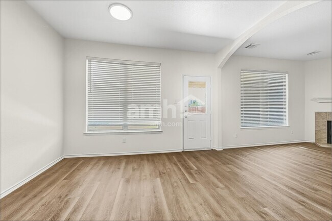 Foto del edificio - 11741 Cottontail Dr