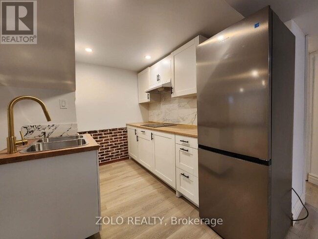 Photo du bâtiment - 5 Cabot Ct