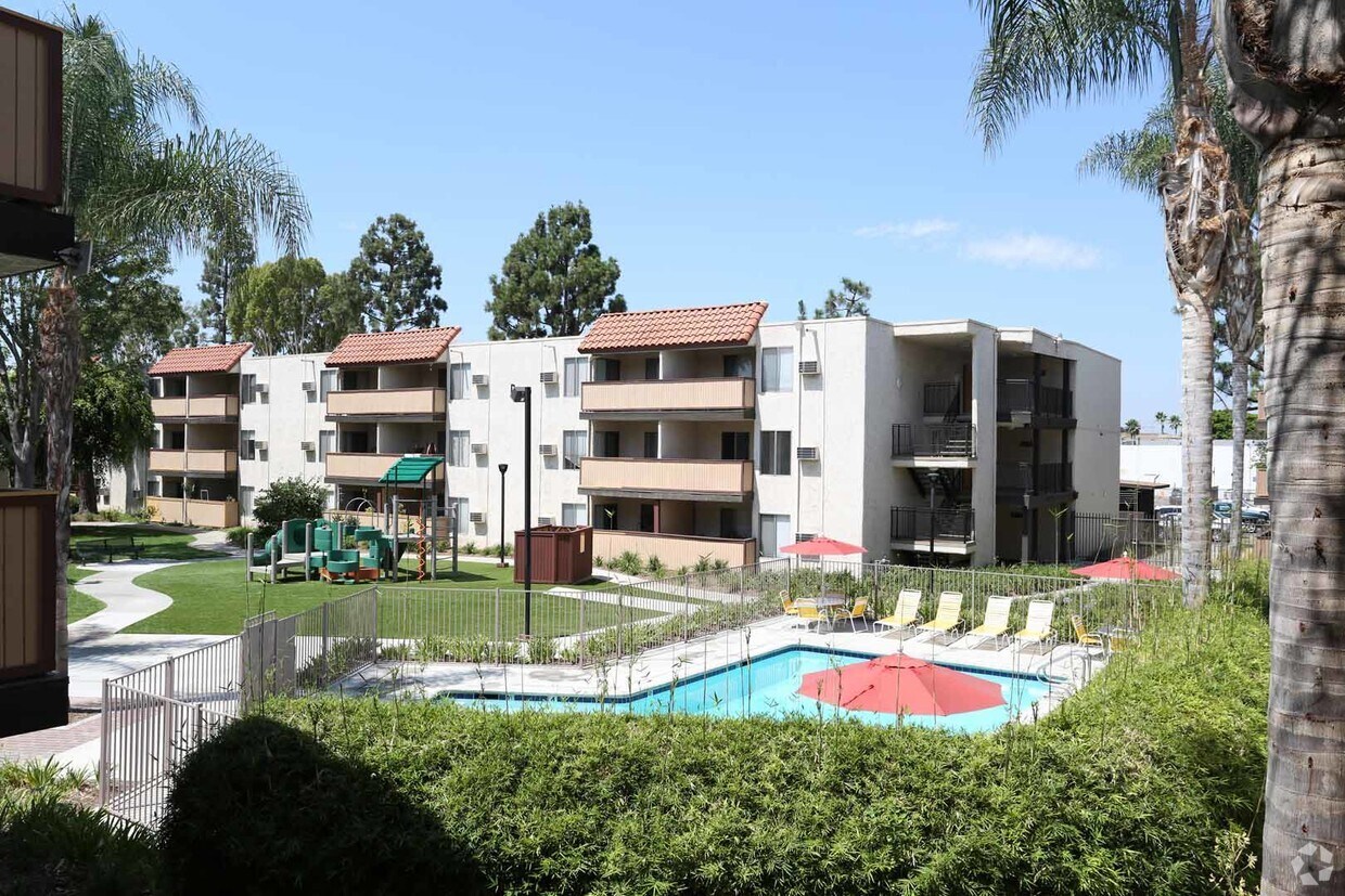 California Villages Pico Rivera 9050 Carron Dr Pico Rivera, CA